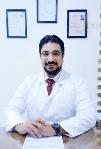 دكتور محمود راشد استشاري طب و جراحة العيون و جراحات تجميل الجفون و جراحات الحول