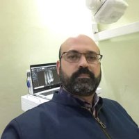 دكتور احمد محمود ذكى أخصائي طب وجراحة الفم والأسنان