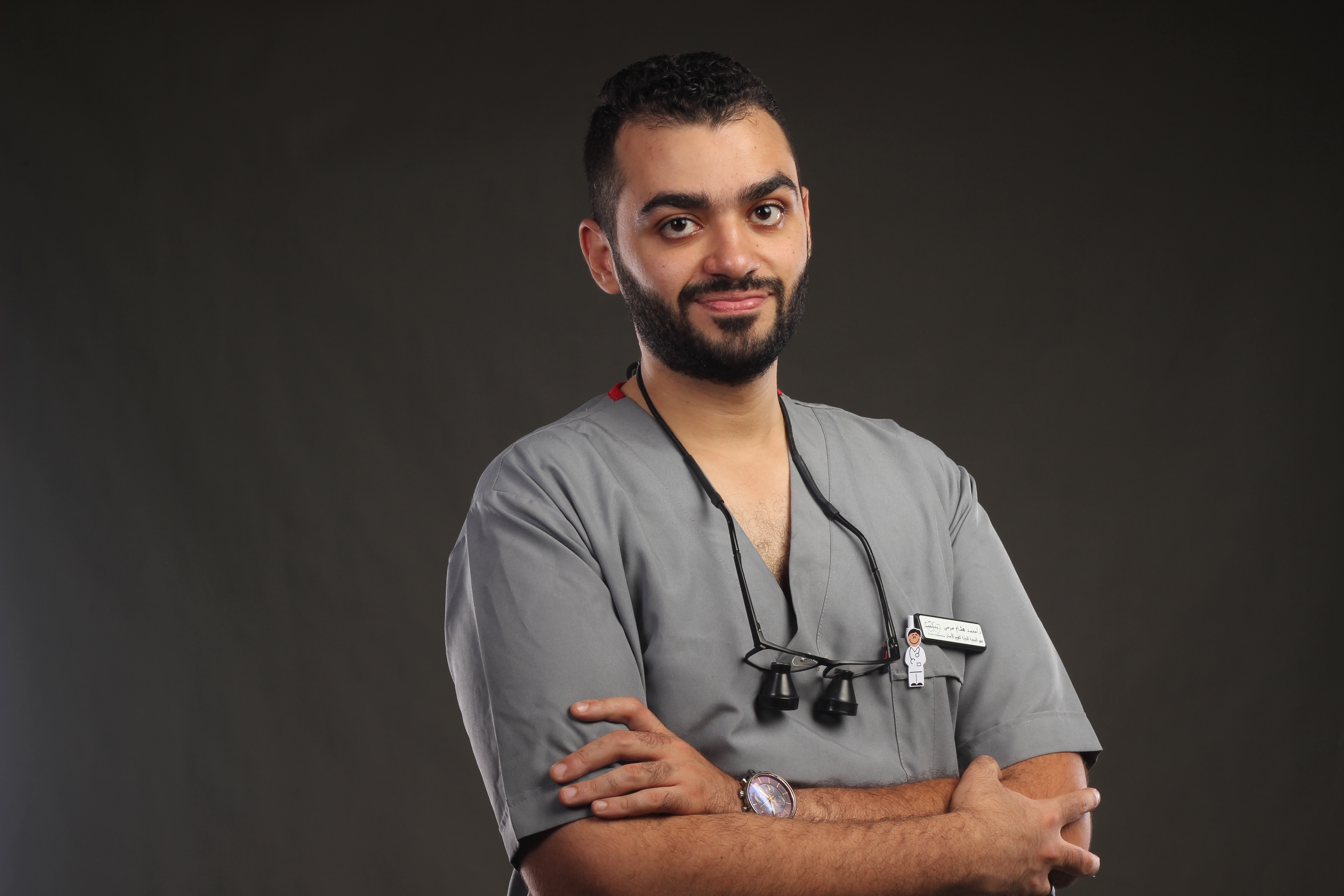 دكتور محمد هشام مرسى أخصائى طب وجراحة الفم والأسنان