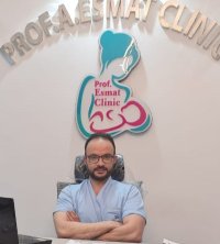 الأستاذ الدكتور أحمد عصمت أستاذ م أمراض النساء والتوليد