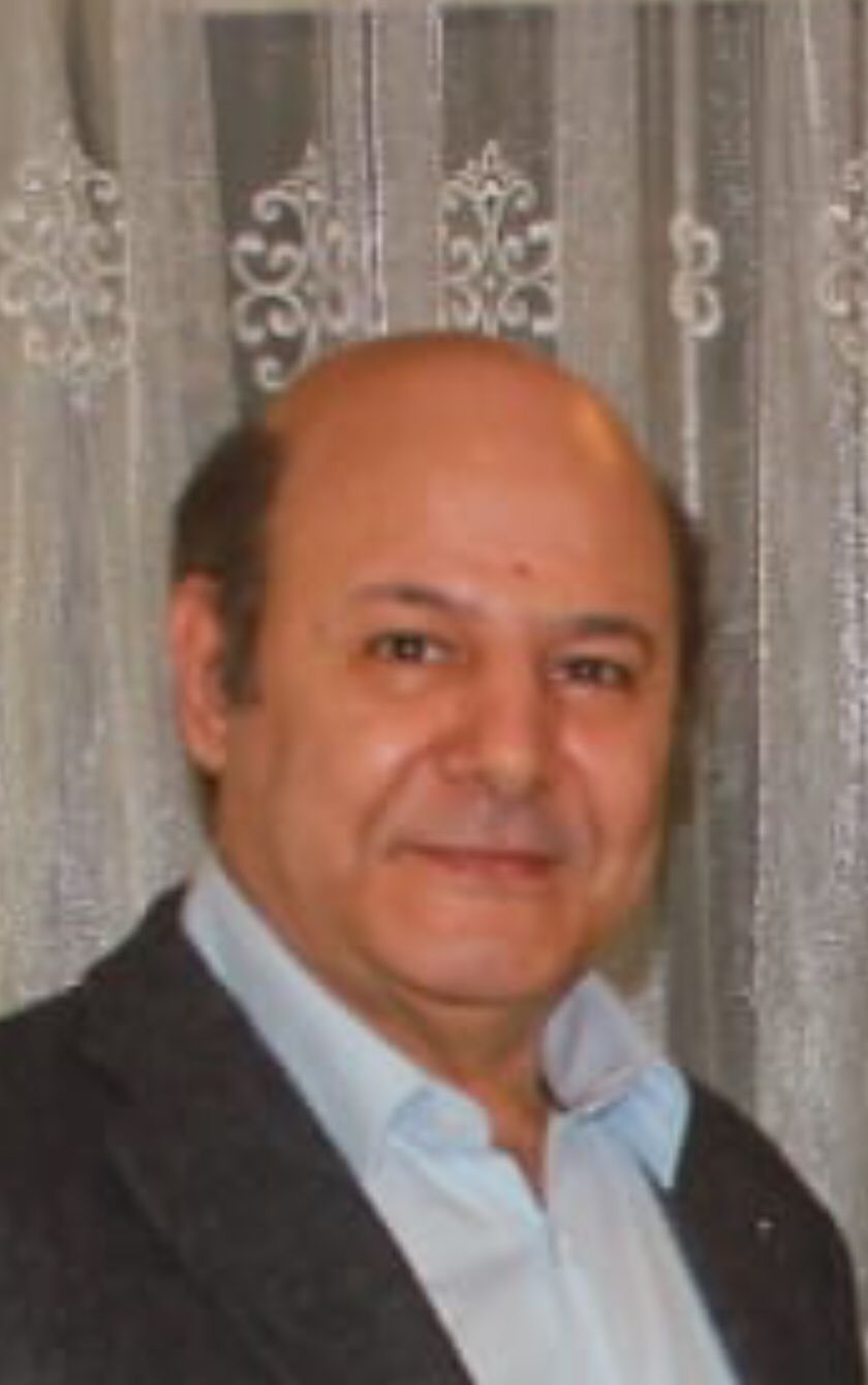 دكتور نادر محمد حافظ أستاذ دكتور جراحة و مناظير المسالك البولية