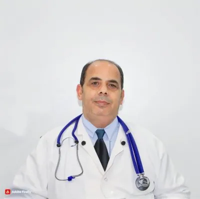 دكتور احمد محمود العوضي استشاري الأمراض الباطنية و علاج السكر