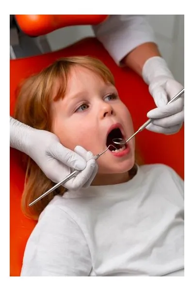 أستاذ دكتور على عبد العزيز شرف أستاذ طب أسنان الأطفال