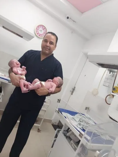 دكتور صالح دسوقي عيسى اخصائي النساء و التوليد و علاج العقم