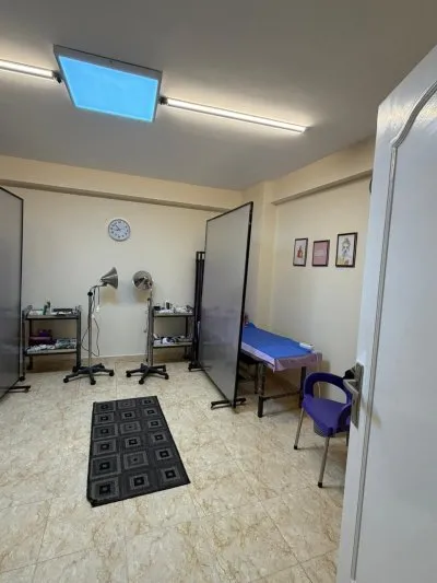 دكتورة رباب عبد القوى محجوب  طب طبيعى وروماتيزم