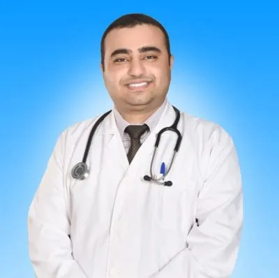 دكتور محمد حسن صابر اخصائي طب الاسرة