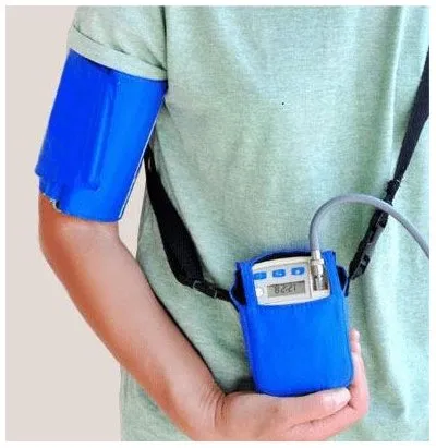 عيادات كير اند كيور  Care And Cure