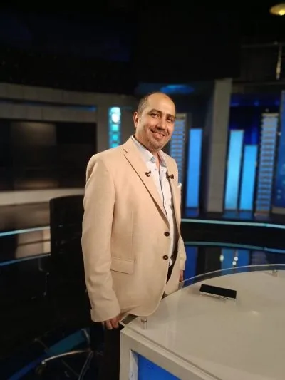 دكتور محمود سعيد عبد الحميد استشارى تجميل اسنان