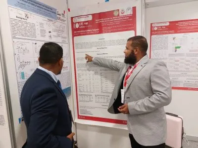 استاذ دكتور محمد علي العميري استشاري المخ والأعصاب والطب النفسي