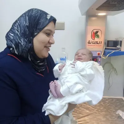 دكتورة لمياء زينة استشاري النساء و التوليد و العقم