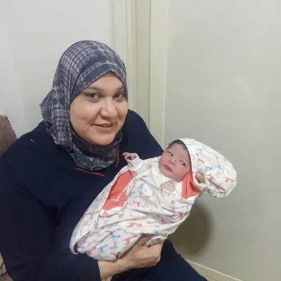 دكتورة لمياء زينة استشاري النساء و التوليد و العقم