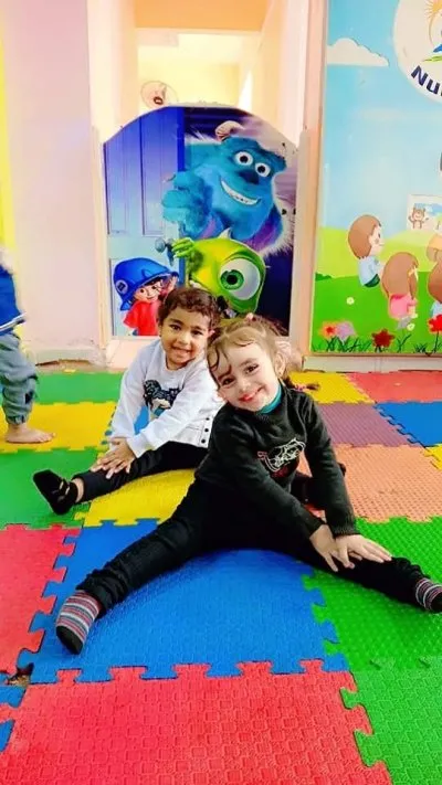 حضانة V.I Baby