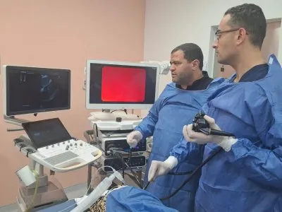 الدكتور محمد أبواليزيد أبو العزم أخصائي الكبد والجهاز الهضمي والمناظير