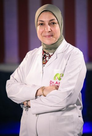 دكتورة اميرة المغربى استشارى الامراض الجلدية و التجميل و الليزر