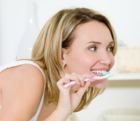 خلى بالك هذه أشهر الأخطاء في تنظيف الأسنان يوميا فى المنزل 