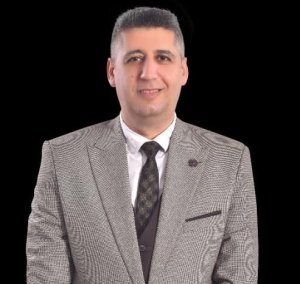 دكتور أحمد ماضي استشاري أول نساء و توليد و حقن مجهري و جراحة مناظير
