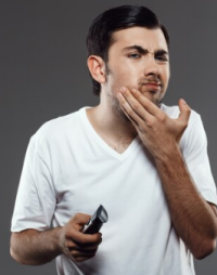 طرق طبيعية لعلاج الحكة بعد إزالة الشعر بالموس