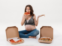  البيتزا  للحامل هل مضرة ام مفيدة ؟