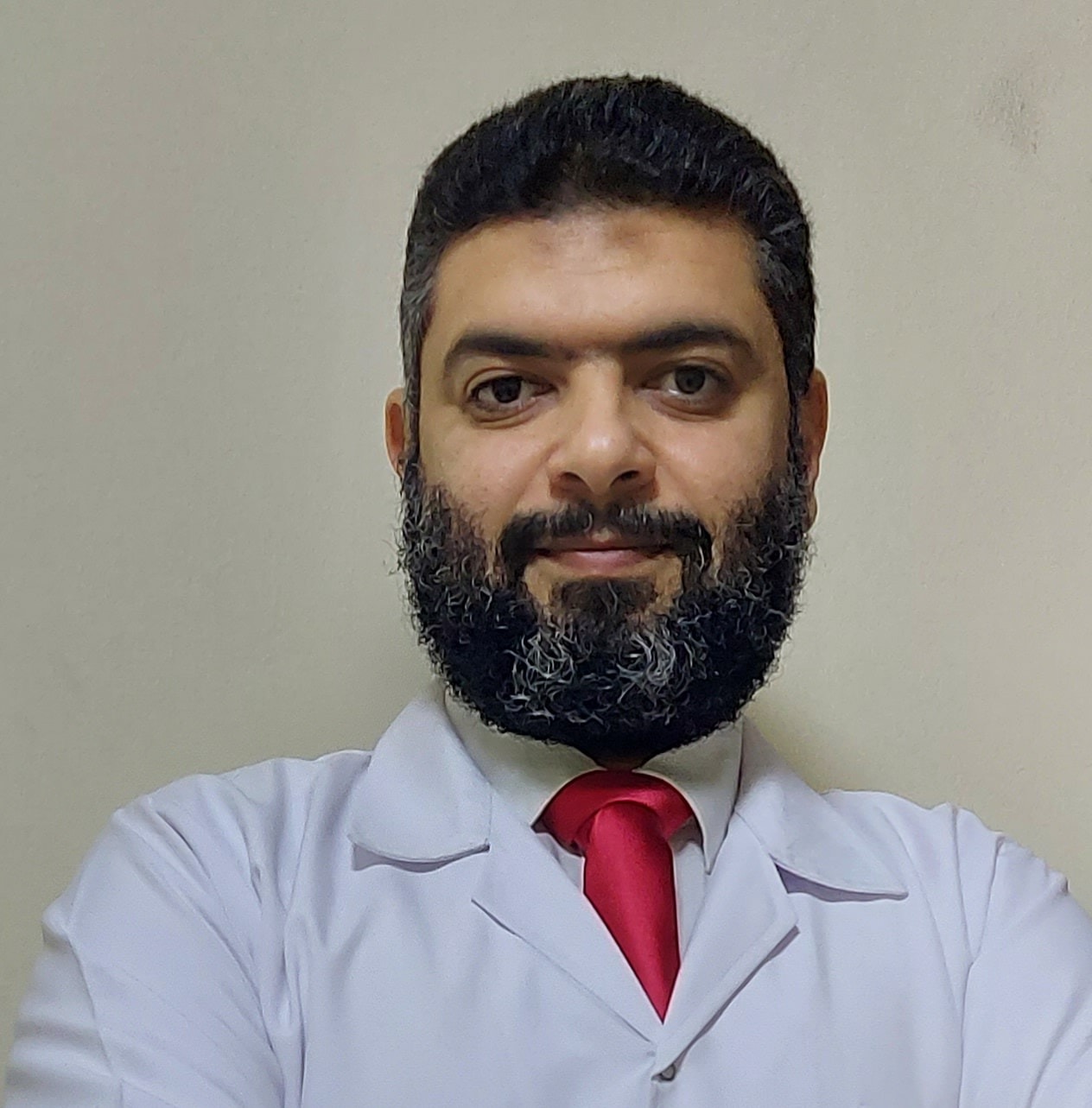 دكتور  محمود سعد عبده اخصائى الجراحة العامة
