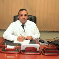 دكتور محمود ابراهيم سالم مدرس وإستشاري جراحة القلب والصدر