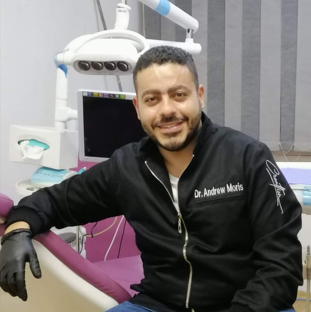 دكتور اندرو موريس غبريال طبيب وجراح الفم والأسنان
