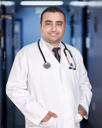 دكتور محمد حسن صابر أخصائى باطنة و أطفال