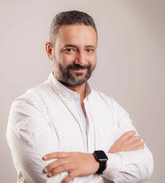 دكتور احمد عبد الستار جراحة عامة و مناظير
