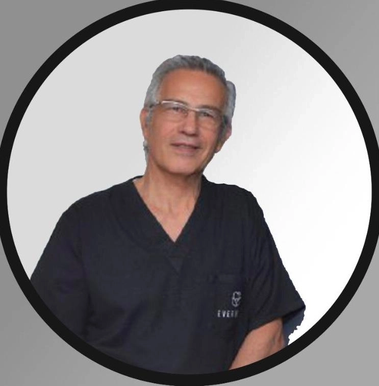 عيادة شاهين لتجميل الاسنان دكتور اسامة شاهين