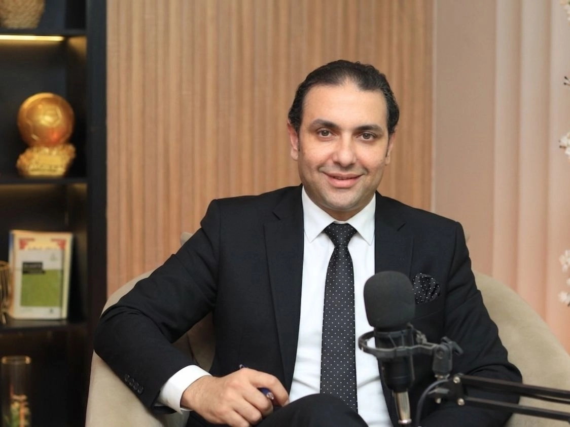 دكتور عوض حجاب استشاري جراحة المخ والأعصاب والعمود الفقري
