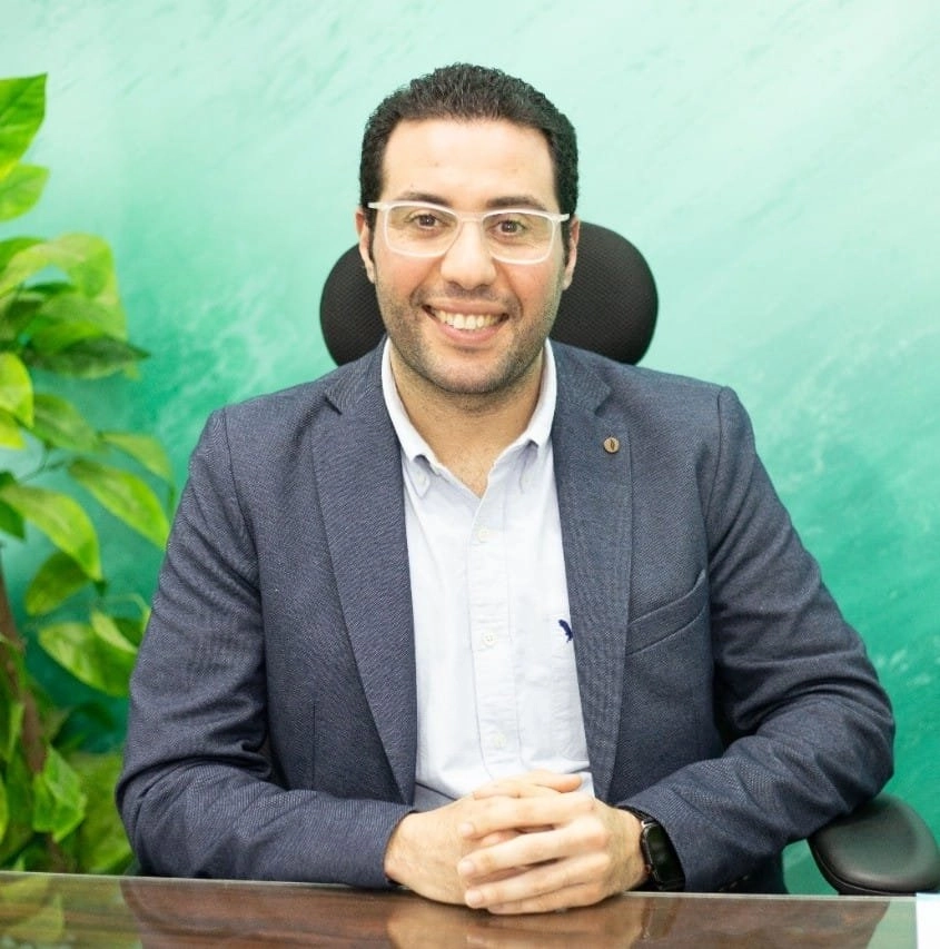 دكتور شادى عبيد استشارى الجلدية وتجميل الجلد