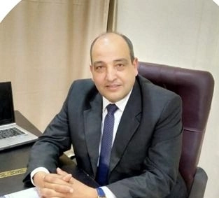 دكتور محمد الجوهرى استاذ جراحة المخ والاعصاب