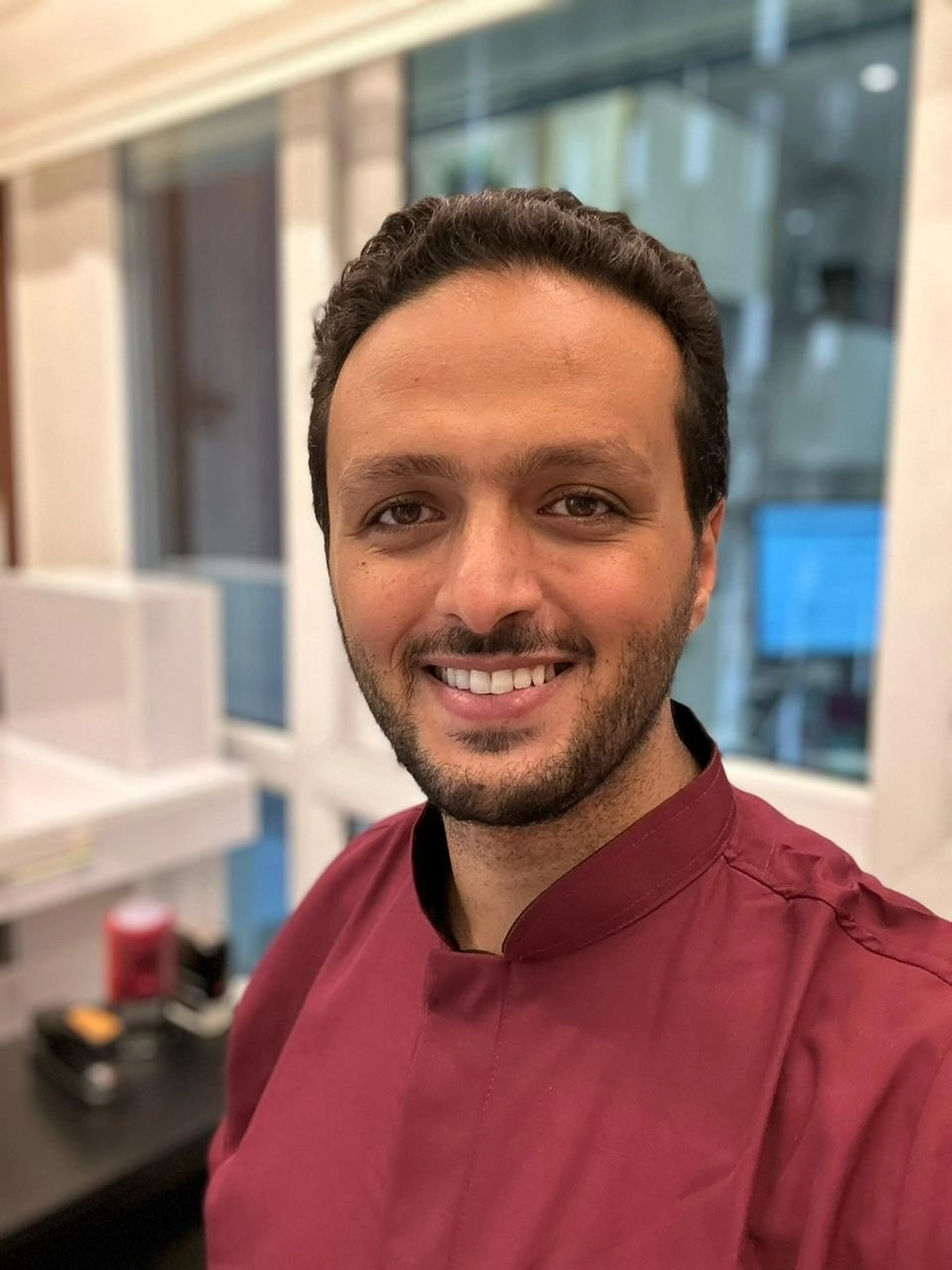 عيادة ايفورى لطب الاسنان دكتور خالد ابراهيم