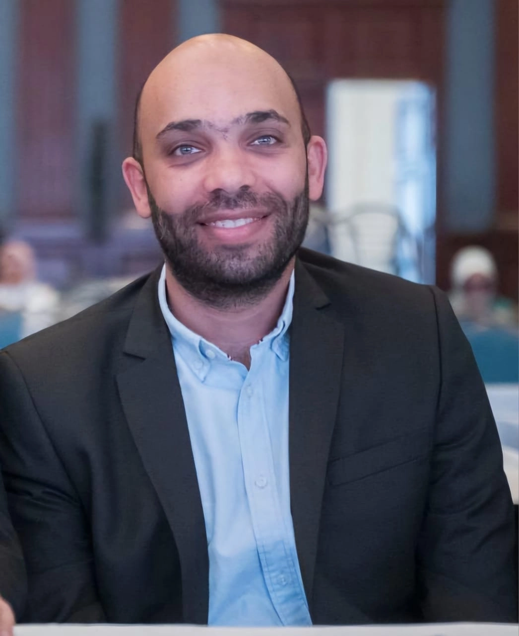 Dr. Mohamed Bishr, Consultant in Ophthalmology