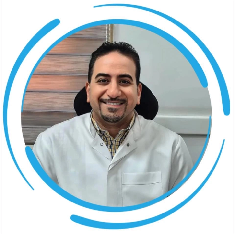 دكتور أحمد الشافعى إستشارى جراحة الفم والأسنان