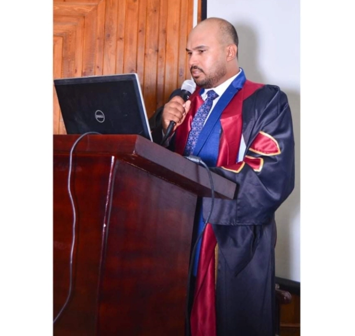 دكتور أحمد الدمرداش اخصائى التأهيل المائي والسباحة الخاصة