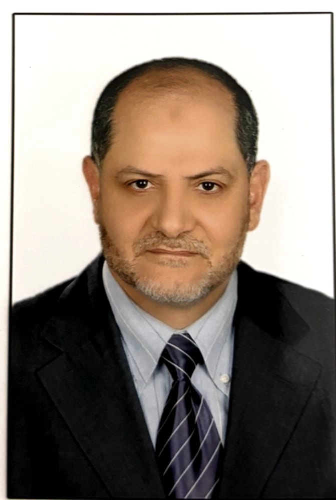 دكتور بلال عبد اللطيف جراح الفم والأسنان