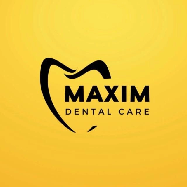 Dr. Moamen Mohsen MAXIM Dental Clinic