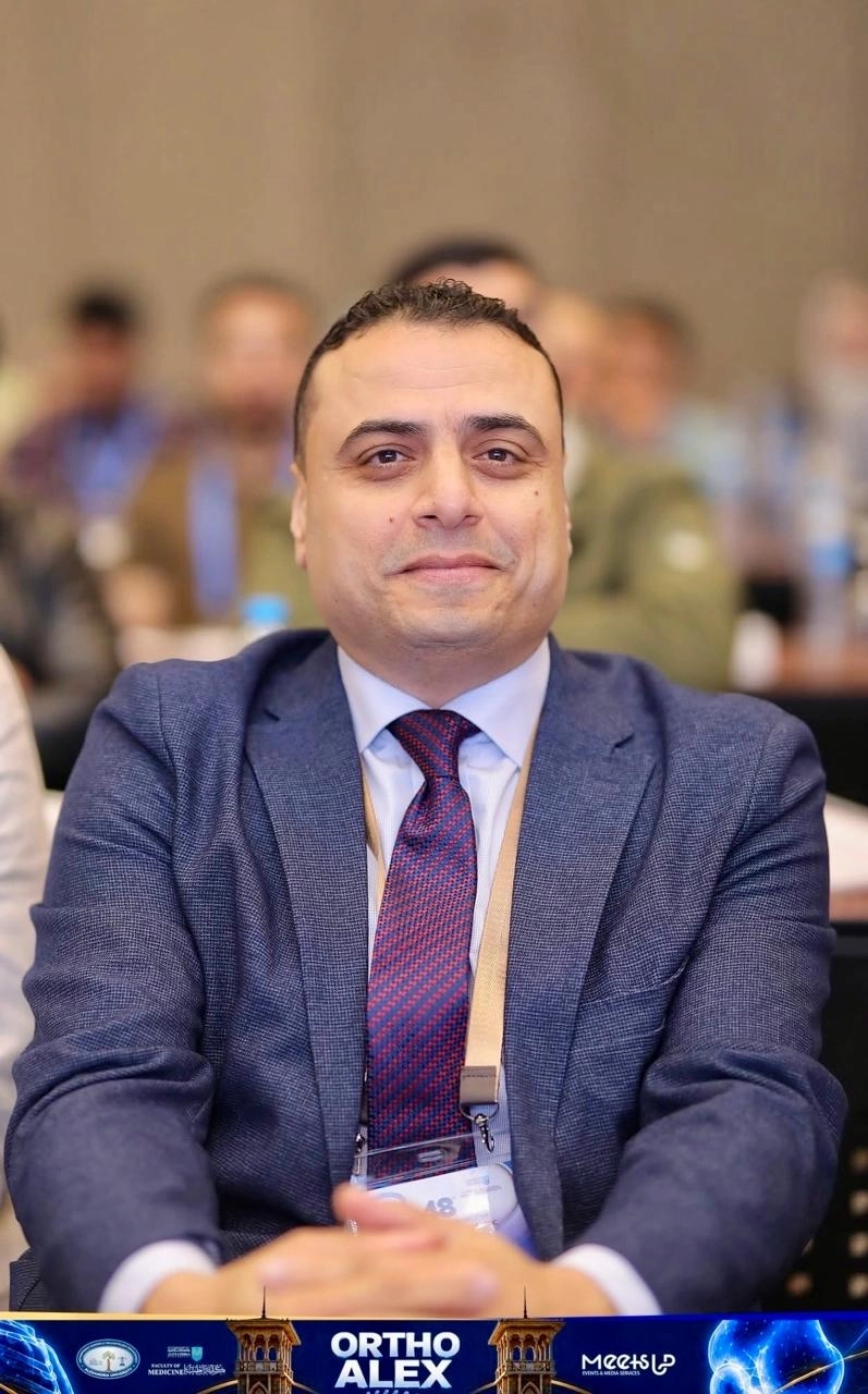 أستاذ دكتور محمد حسن أستاذ جراحة العظام