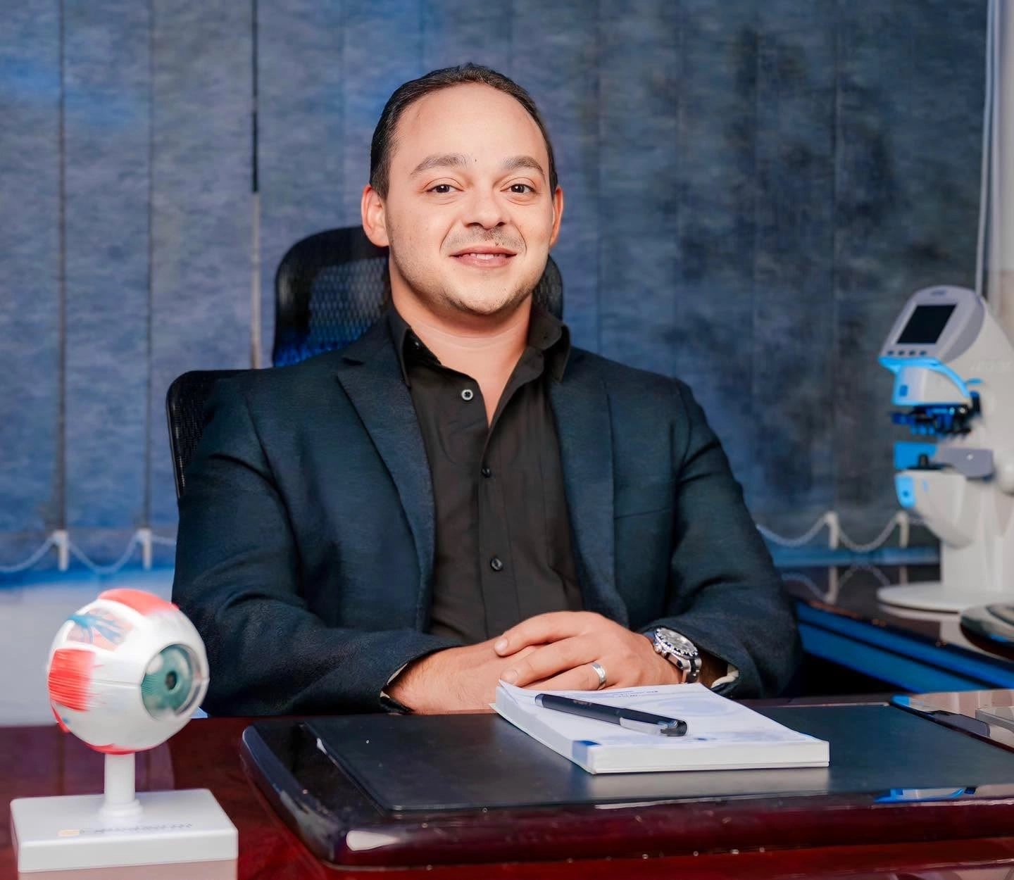 دكتور شهاب الدين أمجد دويدار إستشاري طب العين