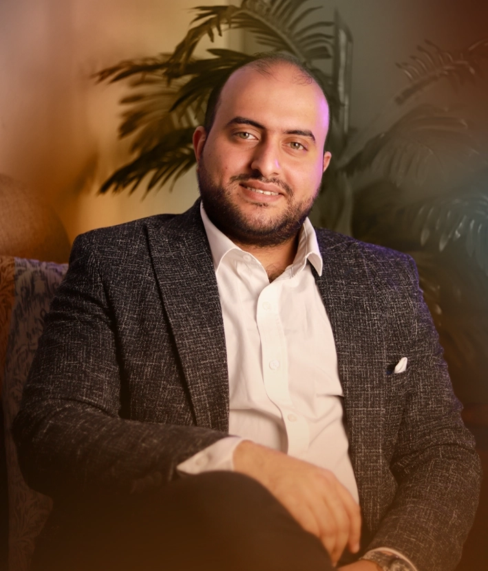 دكتور خالد صلاح اخصائى زراعة و تجميل الاسنان