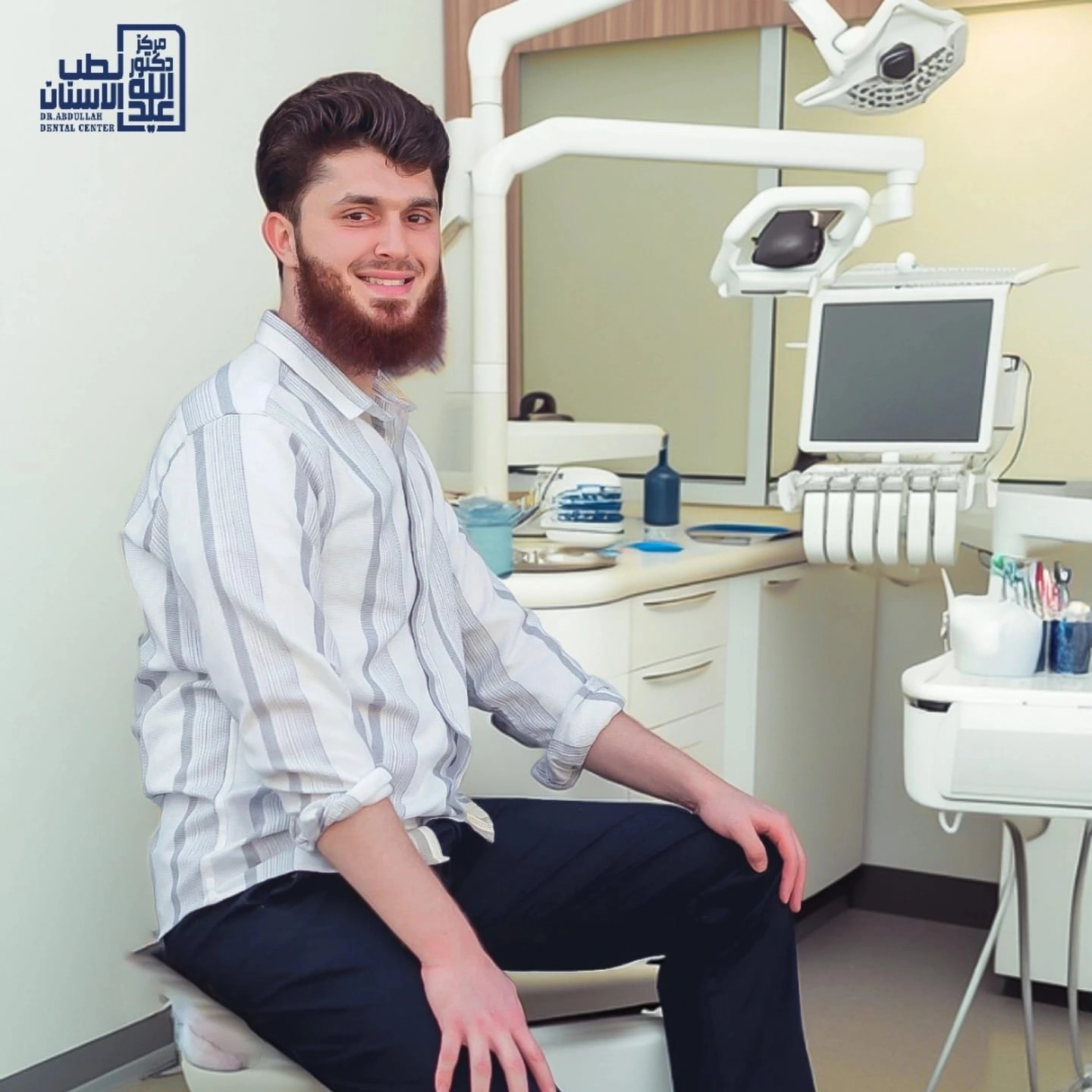 دكتور عبد الله عبد الحميد اخصائى طب الاسنان