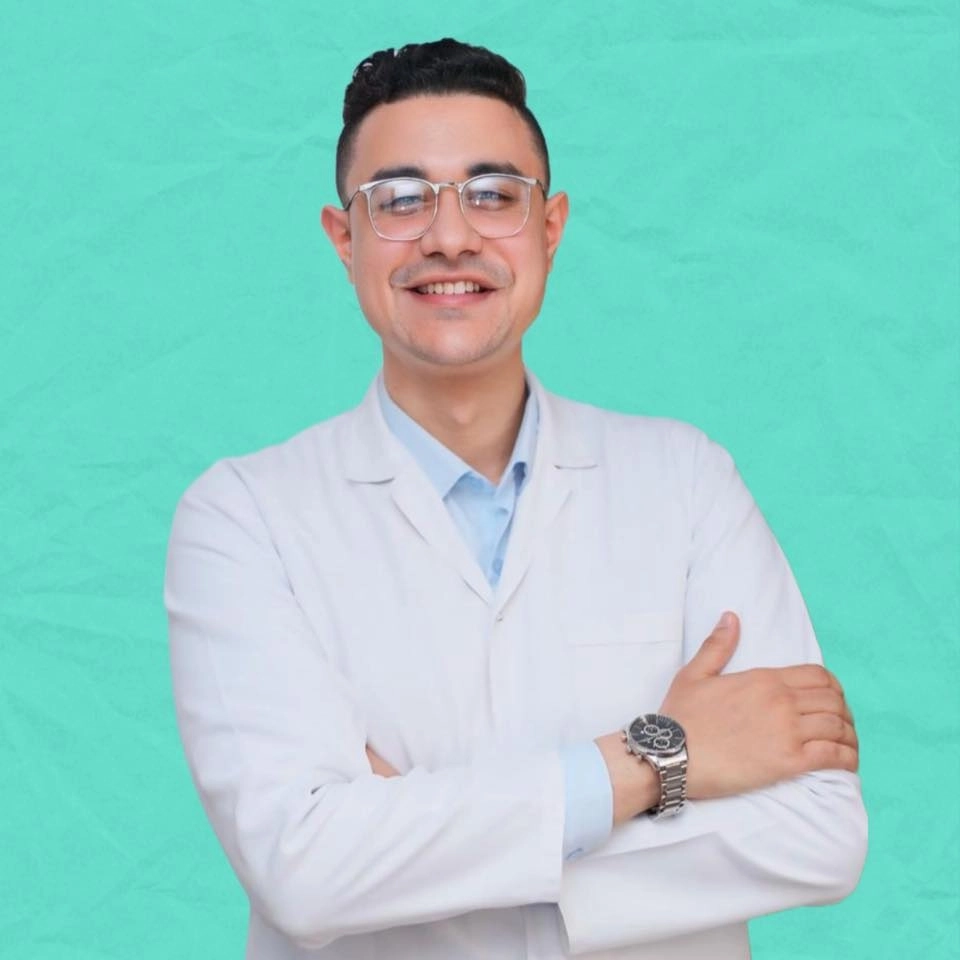دكتور عبد الرحمن مجدى أخصائى  تأهيل و الاصابات