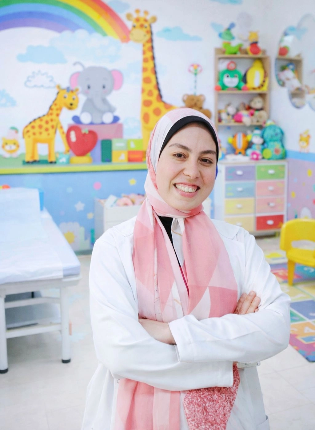 دكتورة لينة مرتضى ابو رضوان أخصائية الأطفال وحديثى الولادة