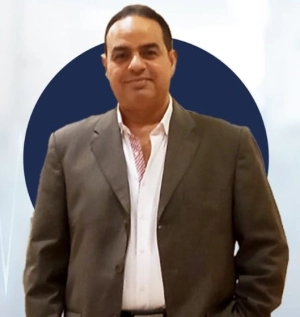 دكتور محمد عبد الفتاح أبو السعد استشارى الصدر