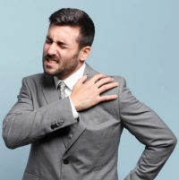 تاثير القولون على الكتف وطرق فعالة من أجل علاجها ؟