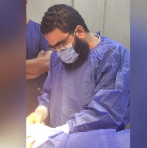 د محمد اشرف عبد الشافي اخصائي جراحة عظام و كسور و اصابات ملاعب