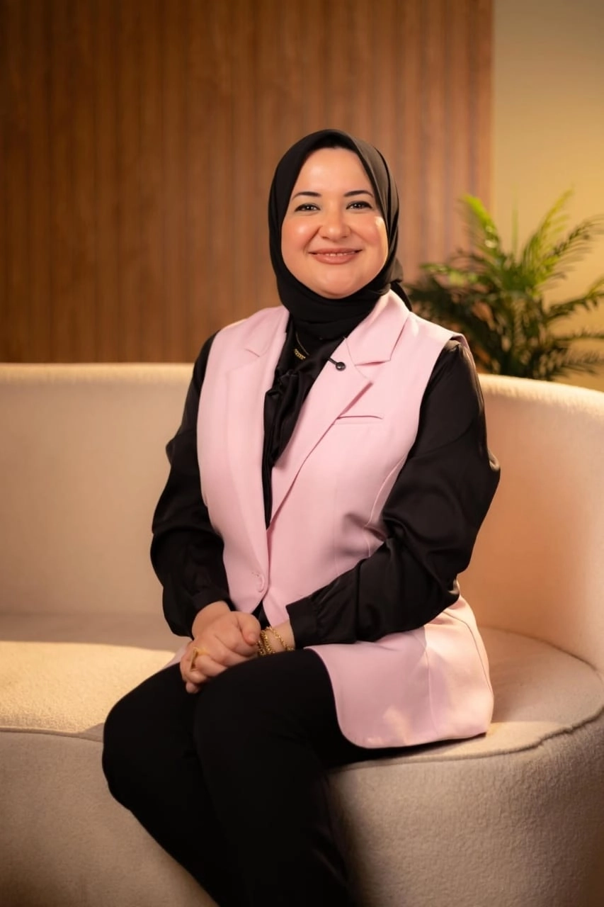 دكتورة منال مجدى غانم أخصائى جلدية وتجميل
