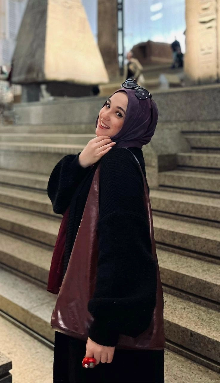 الأخصائية هلا ماجد عادل أخصائية نفسية إكلينيكية
