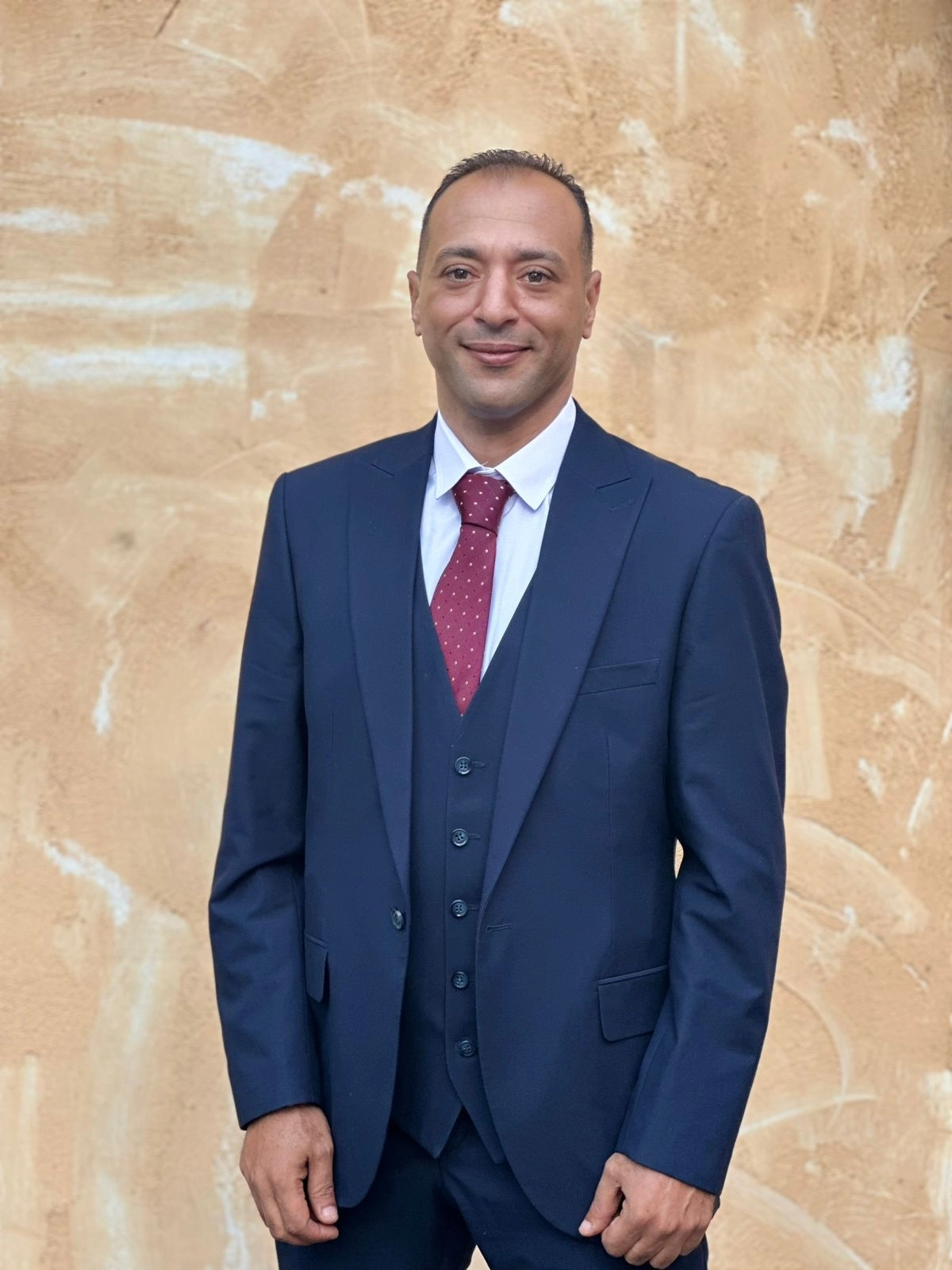 مركز بداية أمل للتأهيل الشامل الأخصائي عماد سيد حمدي