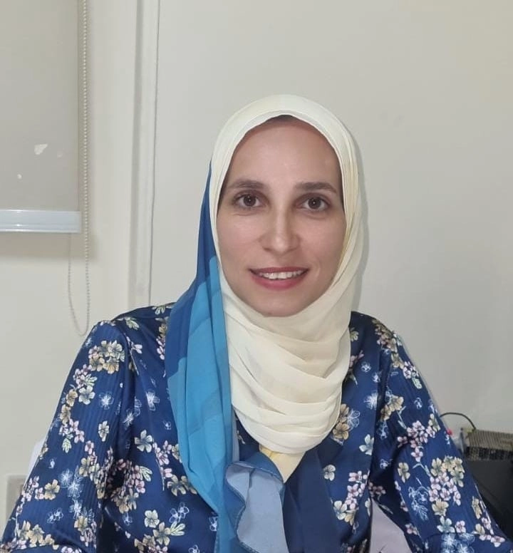 دكتورة نهى صدقى اخصائي تجميل وتقويم الاسنان